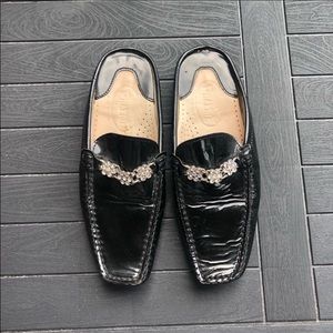 Black square toe patent leather PRAIRIE mules 36
